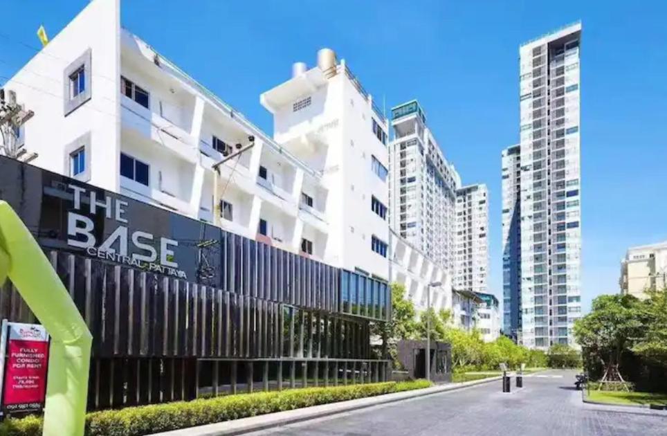 The Base Central Pattaya Quiet King-Bed With Infinity Pool & Free Netflix! Exterior photo