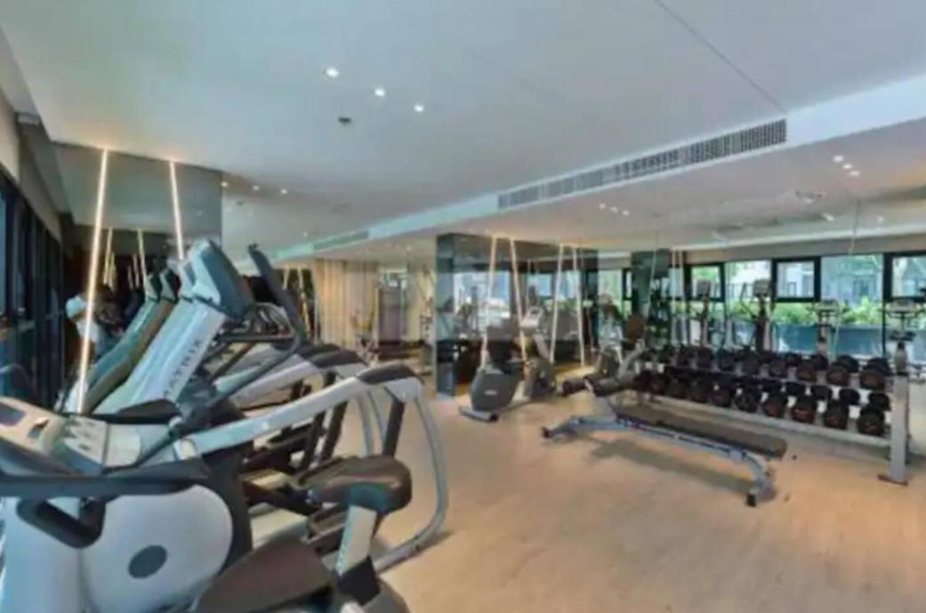 The Base Central Pattaya Quiet King-Bed With Infinity Pool & Free Netflix! Exterior photo